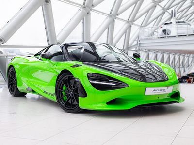 Groen Gebruikt 2025 McLaren 750S Cabriolet | € 549.950
