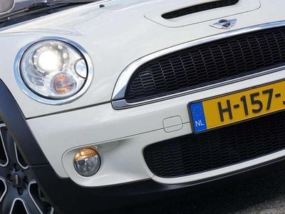 Wit Gebruikt 2010 Mini Cooper Cabriolet Chili Cabriolet | € 10.425