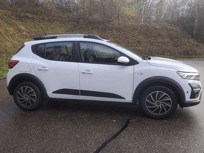 Wit Occasion 2021 Dacia Sandero Comfort Hatchback | € 10.750 (Eerlijke prijs)