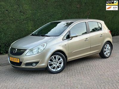 Beige Occasion 2007 Opel Corsa Cosmo Hatchback | € 3.150 (Iets duurder)