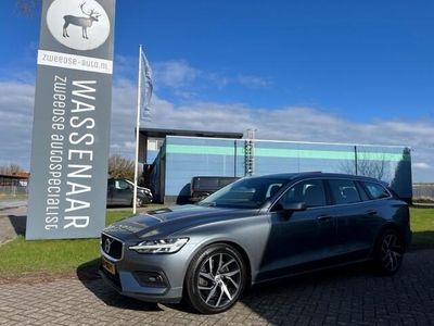 tweedehands Volvo V60 T5 Momentum Pro | Rijklaarprijs | Harman Kardon |