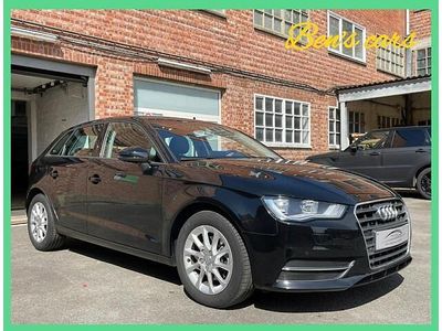 Zwart Occasion 2016 Audi A3 Attraction Sedan | € 16.990 (Iets duurder)