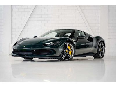 Occasion Ferrari 296 831 PK (611 kW) 2024 Groen Coupé