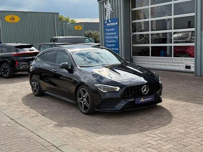 Zwart Occasion 2020 Mercedes CLA180 Business Sedan | € 21.750 (Eerlijke prijs)