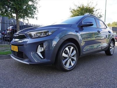Blauw Gebruikt 2023 Kia Stonic SUV | € 16.945 (Goede deal)