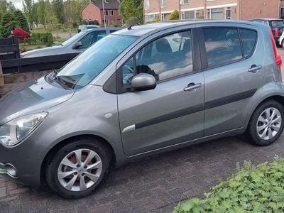 Opel Agila