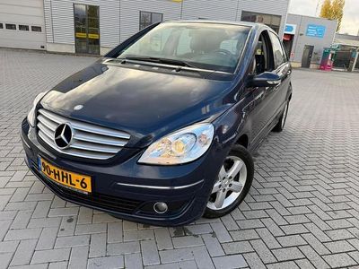 Mercedes B180