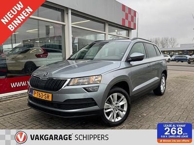 Grijs (metallic) Gebruikt 2022 Skoda Karoq Business Line SUV | € 19.999 (Goede deal)