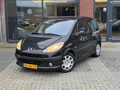 Occasion Peugeot 1007 73 PK (53 kW) 2005 Zwart MPV