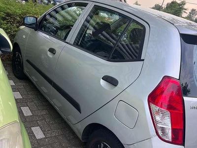 Grijs Gebruikt 2010 Hyundai i10 Active Hatchback | € 2.500 (Eerlijke prijs)