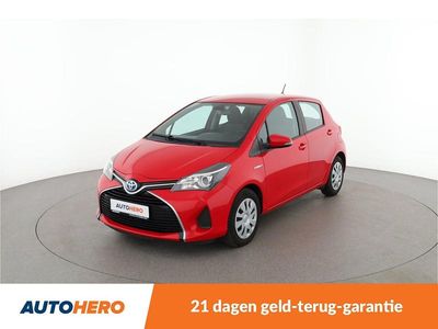 Rood Gebruikt 2016 Toyota Yaris Hybrid Comfort Hatchback | € 11.049 (Eerlijke prijs)