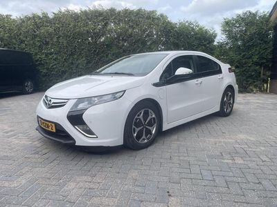 Opel Ampera
