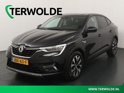 Zwart Gebruikt 2021 Renault Arkana Zen SUV | € 21.840 (Eerlijke prijs)