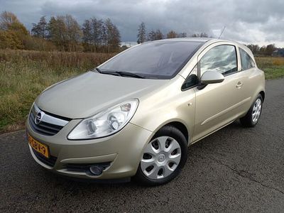 Beige Gebruikt 2008 Opel Corsa Enjoy Hatchback | € 4.999 (Eerlijke prijs)