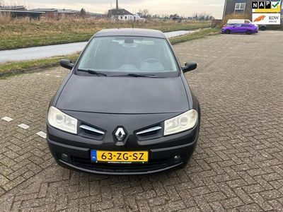 tweedehands Renault Mégane II 2.0-16V Business Line((( AUTOMAAT)))