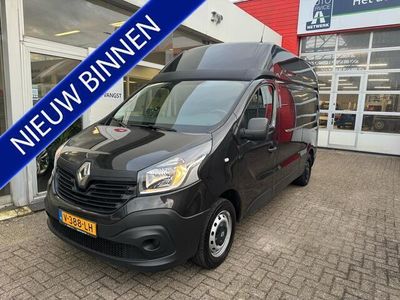 tweedehands Renault Trafic 1.6 dCi T29 L2H2 Comfort Energy | 2e eigenaar | 3-zitplaatsen | Airco | Cruise control | Zijschuifdeur rechts |