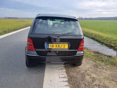 Zwart Occasion 2001 Mercedes A140 Elegance MPV | € 1.199 (Eerlijke prijs)