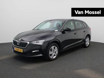 Zwart Gebruikt 2023 Skoda Scala Ambition Hatchback | € 18.900 (Eerlijke prijs)