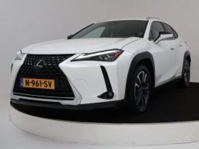 Lexus UX 250h