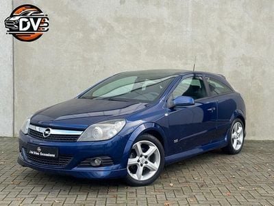 Blauw (metallic) Gebruikt 2008 Opel Astra GTC OPC Hatchback | € 5.945 (Duur)