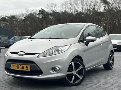 tweedehands Ford Fiesta 1.4 Titanium