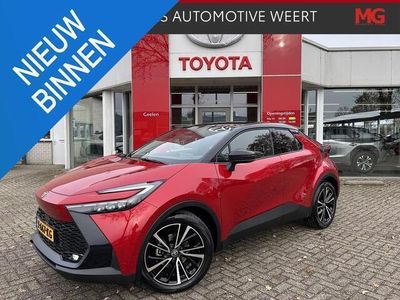 Rood Occasion 2023 Toyota C-HR Executive SUV | € 36.400