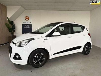 Wit Gebruikt 2015 Hyundai i10 Comfort Hatchback | € 4.750 (Eerlijke prijs)