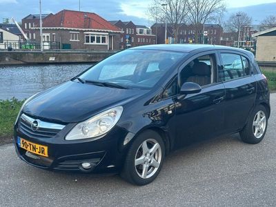 tweedehands Opel Corsa 1.4-16V Enjoy