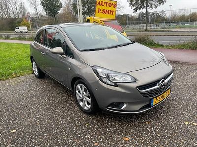 Bruin (metallic) Gebruikt 2015 Opel Corsa Color Edition Hatchback | € 7.500 (Eerlijke prijs)