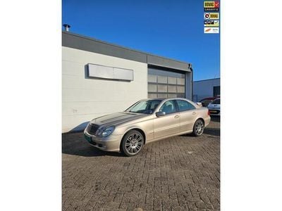 Mercedes E200