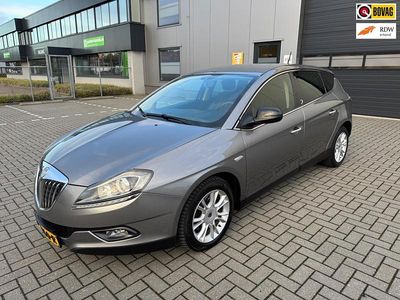 Grijs Gebruikt 2008 Lancia Delta Hatchback | € 2.999