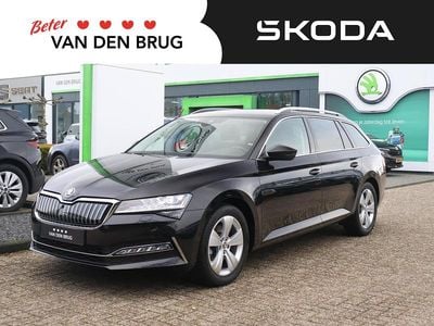 Zwart Gebruikt 2021 Skoda Superb Business Line Hatchback | € 28.745 (Eerlijke prijs)