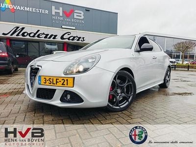 Grijs Gebruikt 2012 Alfa Romeo Giulietta Quadrifoglio Verde Hatchback | € 9.395 (Eerlijke prijs)