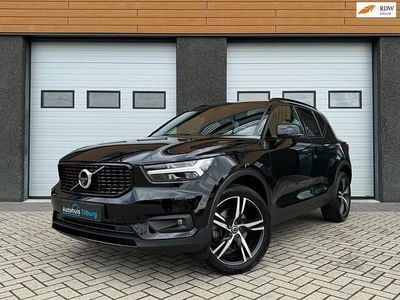 Zwart, metallic lak Occasion 2021 Volvo XC40 R-Design SUV | € 33.990 (Eerlijke prijs)