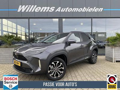 Nieuw Toyota Yaris Cross 84 PK (61 kW) 2025 Grijs SUV