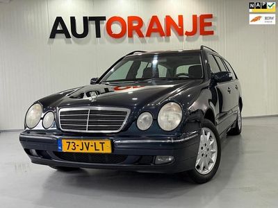 Occasion Mercedes E240 Avantgarde 170 PK (125 kW) 2002 Zwart Stationwagen