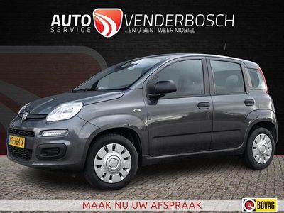 Grijs Gebruikt 2017 Fiat Panda Pop Star Hatchback | € 8.885 (Iets duurder)