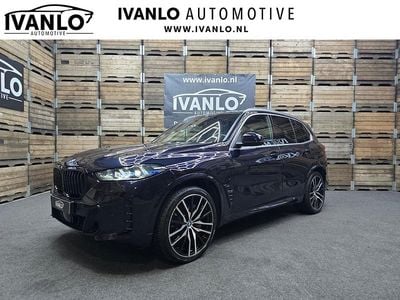 Zwart (metallic) Occasion 2024 BMW X5 M Sport SUV | € 89.600 (Iets duurder)