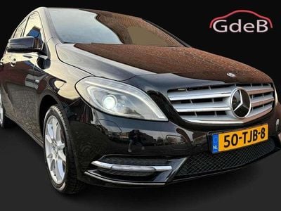 Zwart Occasion 2012 Mercedes 180 Sedan | € 9.950 (Duur)