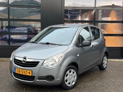 Grijs (metallic) Gebruikt 2011 Opel Agila Selection Hatchback | € 3.999 (Eerlijke prijs)