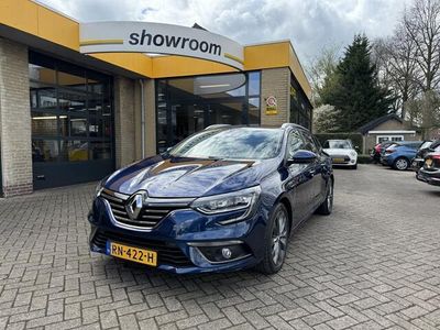 tweedehands Renault Mégane IV Estate 1.2 TCe Série Signature Exclusiv Automaat Camera Massagestoelen