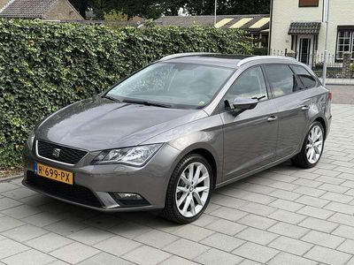 Grijs Occasion 2015 Seat Leon ST Business Stationwagen | € 10.950 (Eerlijke prijs)