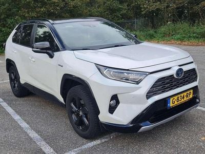 Wit Occasion 2019 Toyota RAV4 SUV | € 28.950 (Eerlijke prijs)