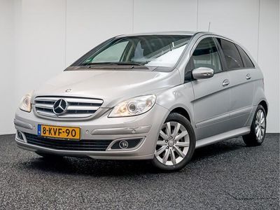 Mercedes B200