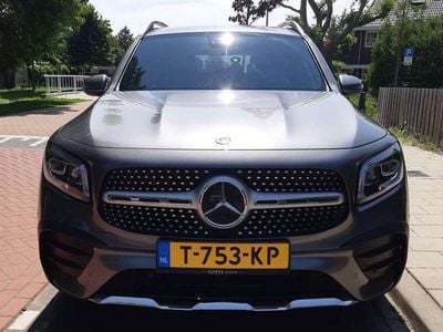 Mercedes GLB200