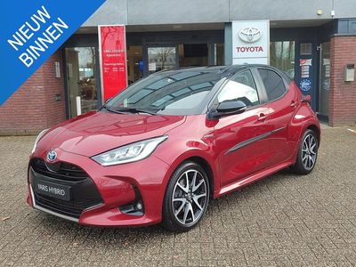 Occasion Toyota Yaris Executive 116 PK (85 kW) 2020 Zwart Hatchback