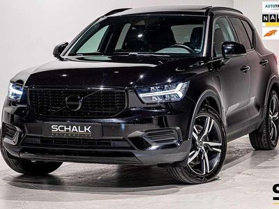 Zwart Gebruikt 2020 Volvo XC40 Inscription SUV | € 23.950 (Eerlijke prijs)