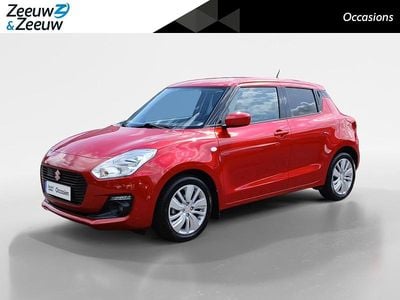 Rood Occasion 2020 Suzuki Swift Hatchback | € 16.490 (Eerlijke prijs)