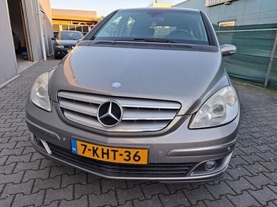 Occasion Mercedes B170 116 PK (85 kW) 2005 Grijs (metallic) MPV