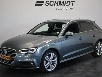 Grijs Occasion 2020 Audi A3 Sportback S-Line Hatchback | € 22.995 (Goede deal)